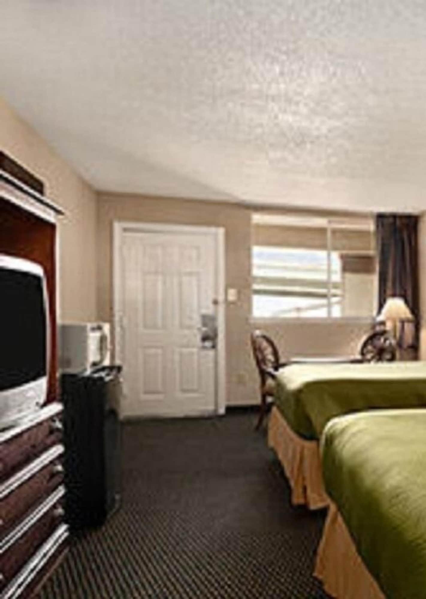 Travelodge By Wyndham New Orleans Harvey Hotel Buitenkant foto