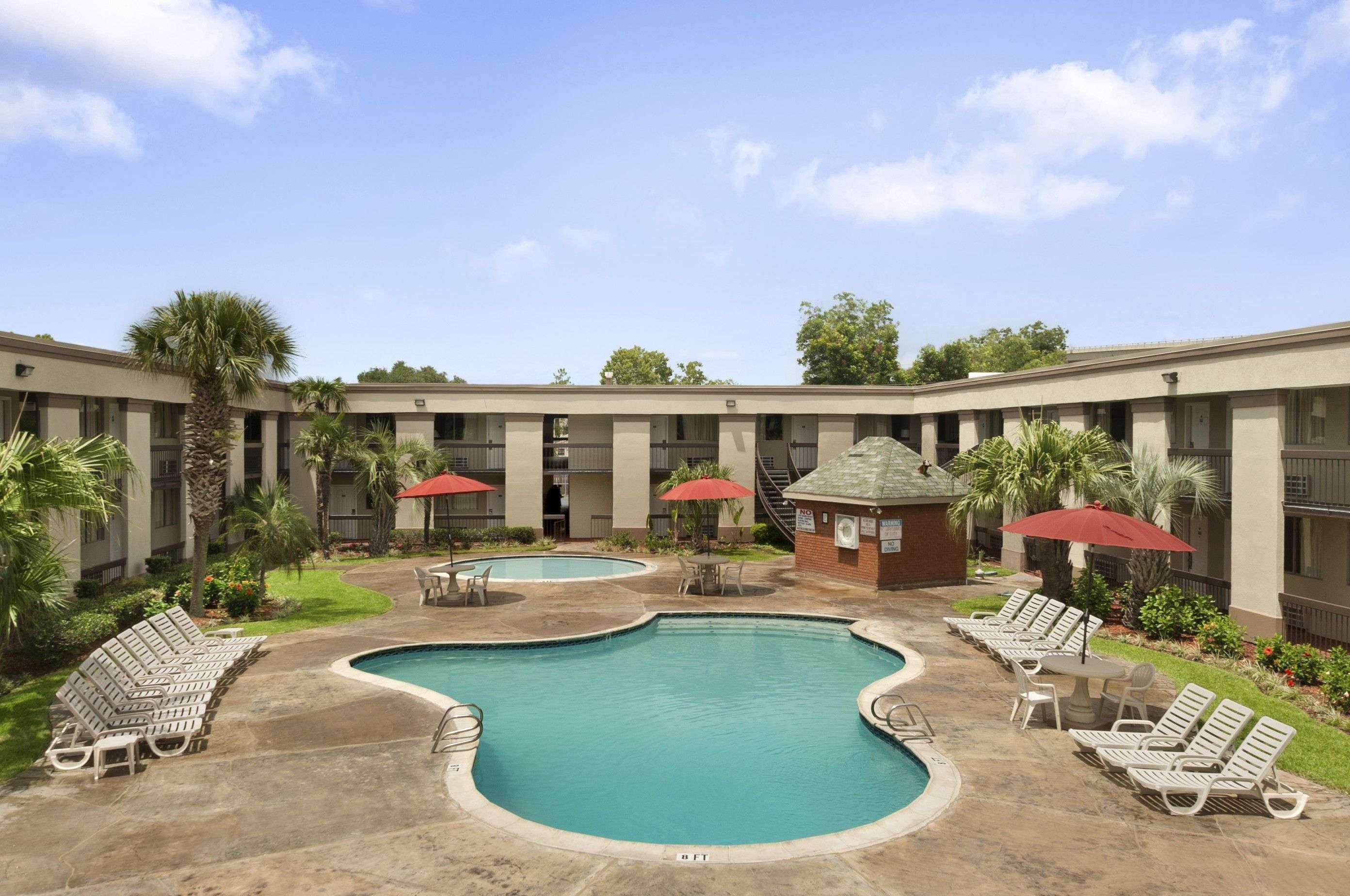 Travelodge By Wyndham New Orleans Harvey Hotel Buitenkant foto
